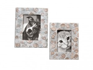 Accessories Uttermost Spirula Photo Frames S/2 18566 : If you have to display photos, then do it in a classy way.