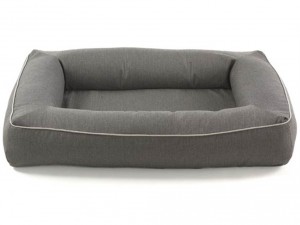 Miles Talbott Accessories Dog Bed JR-3044-O: What could be more relaxing for your pet than to laze around in his own bed?