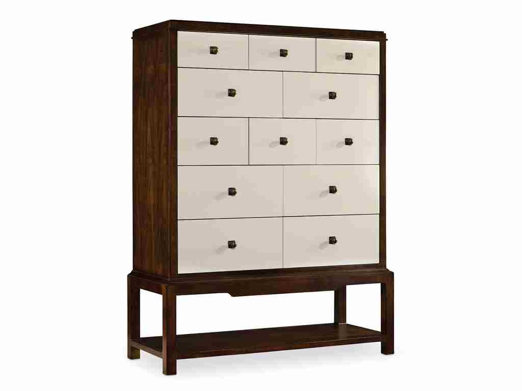 Store all your baby’s clothes and other stuff inside this Hooker Furniture Bedroom Palisade Twelve Drawer Chest.