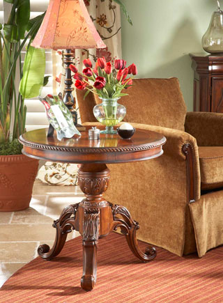 FFDM Antebellum Collection: The burst of colors inside this room renders a lovely rustic yet homey appeal.