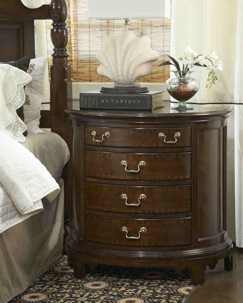 The rounded edges of this American Cherry piece from FFDM should keep your kids safe from accidental bumps.