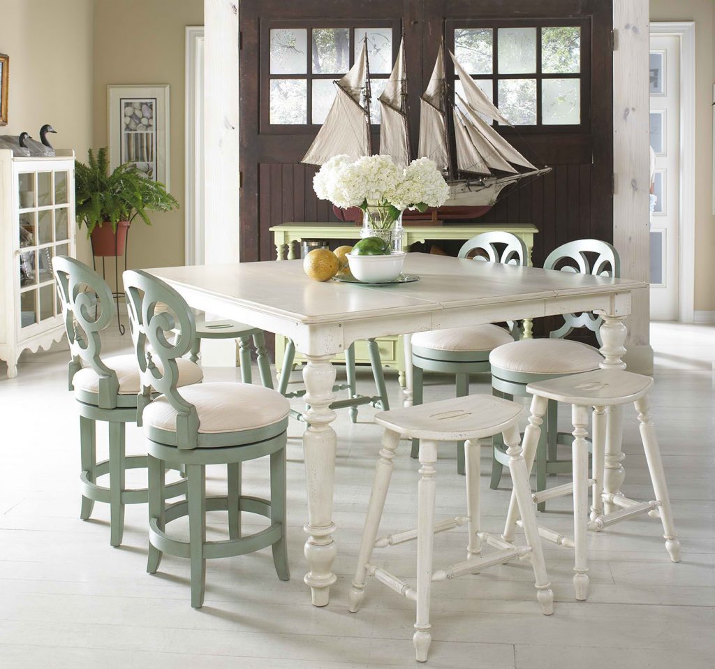 FFDM Summer Home Collection: Allowing natural light to stream in during the day can save you a lot of money on energy.