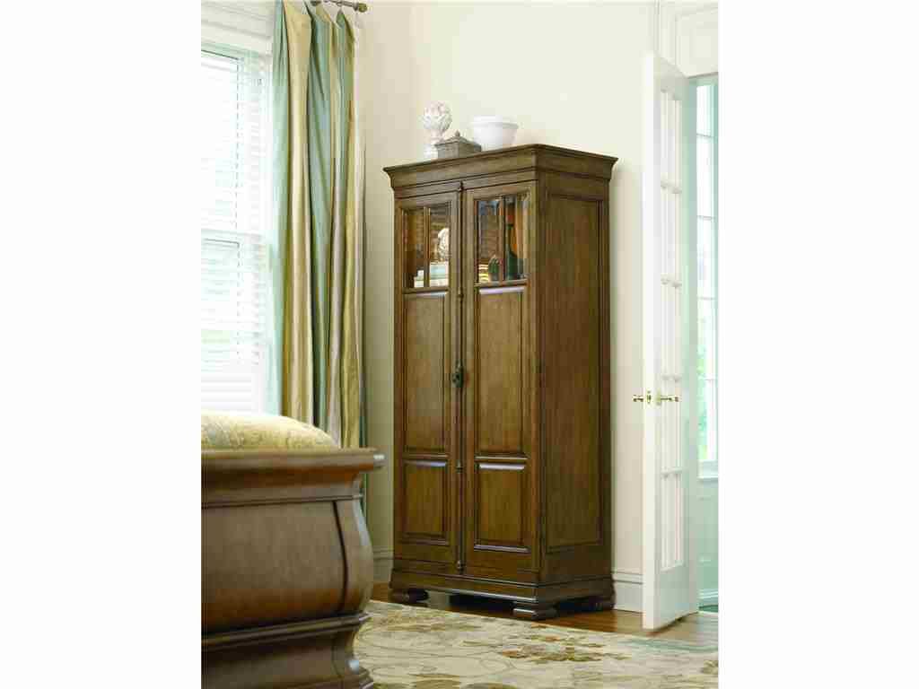 Universal Furniture Bedroom Tall Cabinet 071160