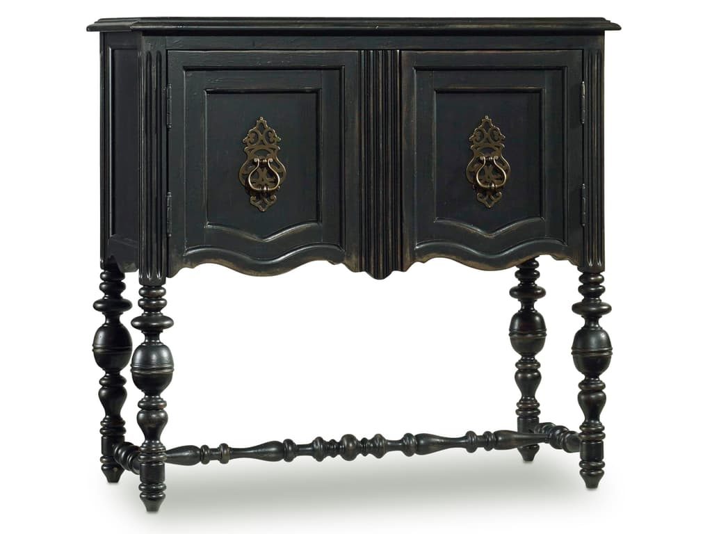 Hooker Furniture Living Room Chest is beautifully earthy. 